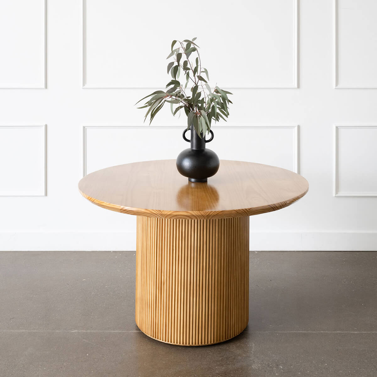 pine wood minimalist mid century modern round dining table - solo