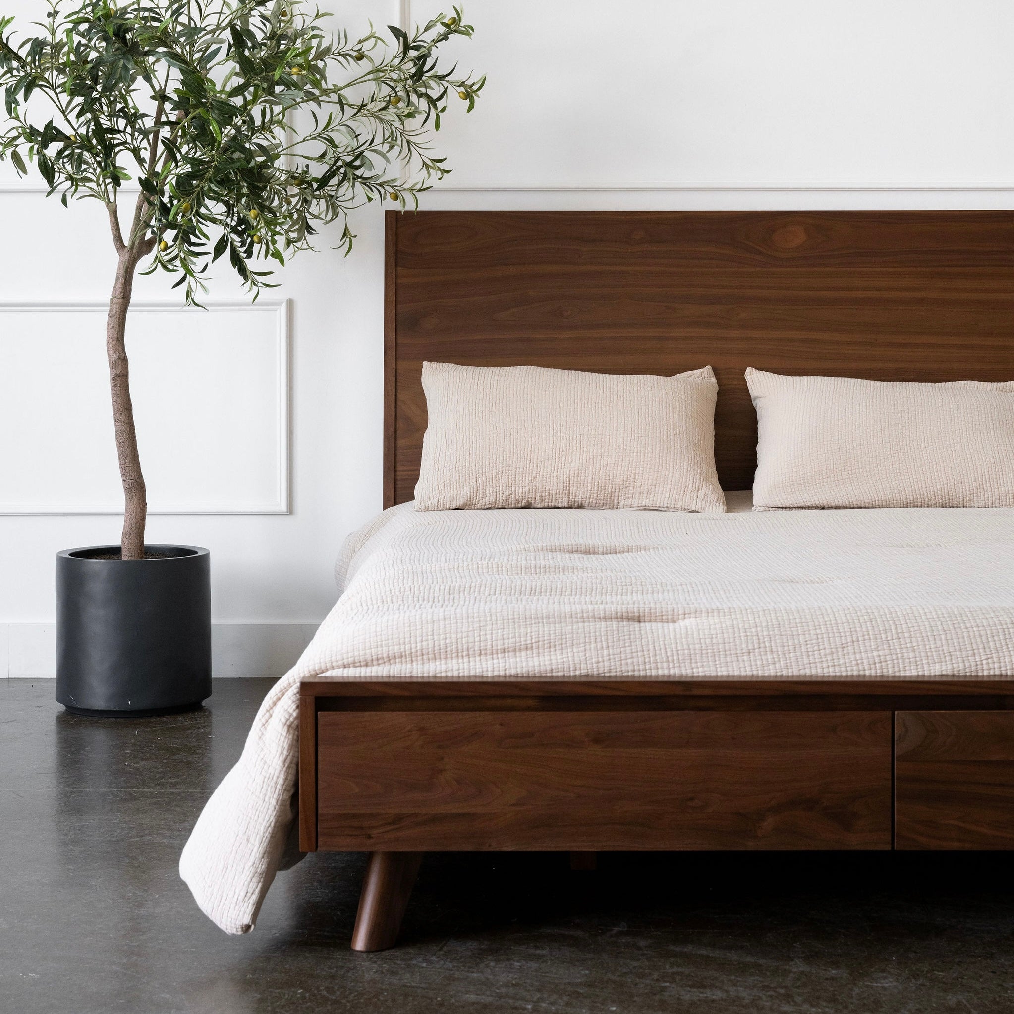 King & Queen Size Bed Set Walnut Wood Storage Bed Mim Concept