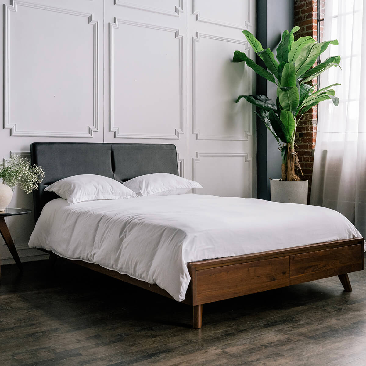 Mim Concept best Modern furniture stores in Toronto, Ottawa and Mississauga to sell modern contemporary bedroom furniture and condo furniture. Italian leather headboard bed Low profile platform storage bed solid walnut wood