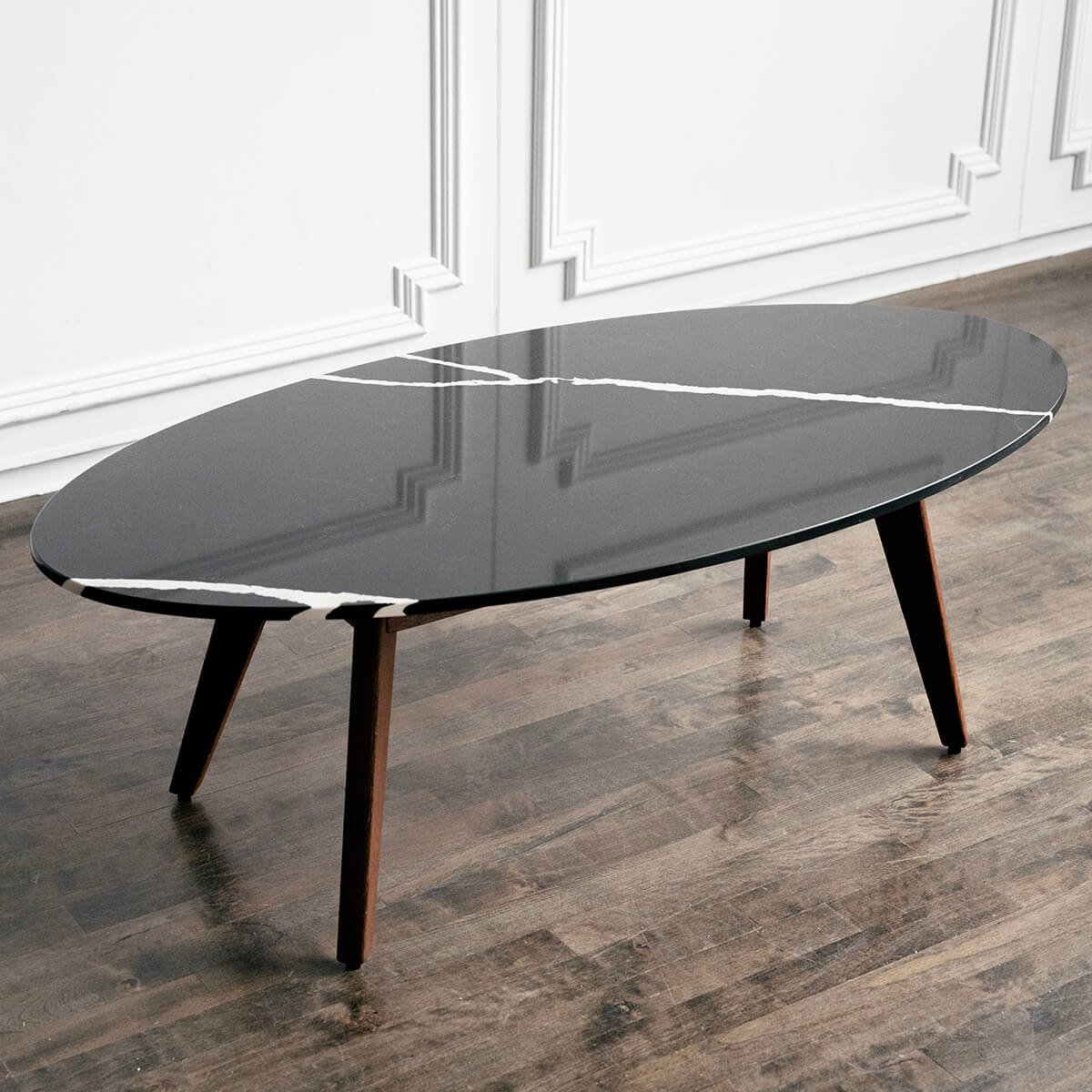 Mim Concept best Modern furniture stores in Toronto, Ottawa and Mississauga to sell modern contemporary bedroom furniture and condo furniture. Minimal mid century modern coffee side table black quartz minimalist walnut wood modern organic luxury Scandinavian