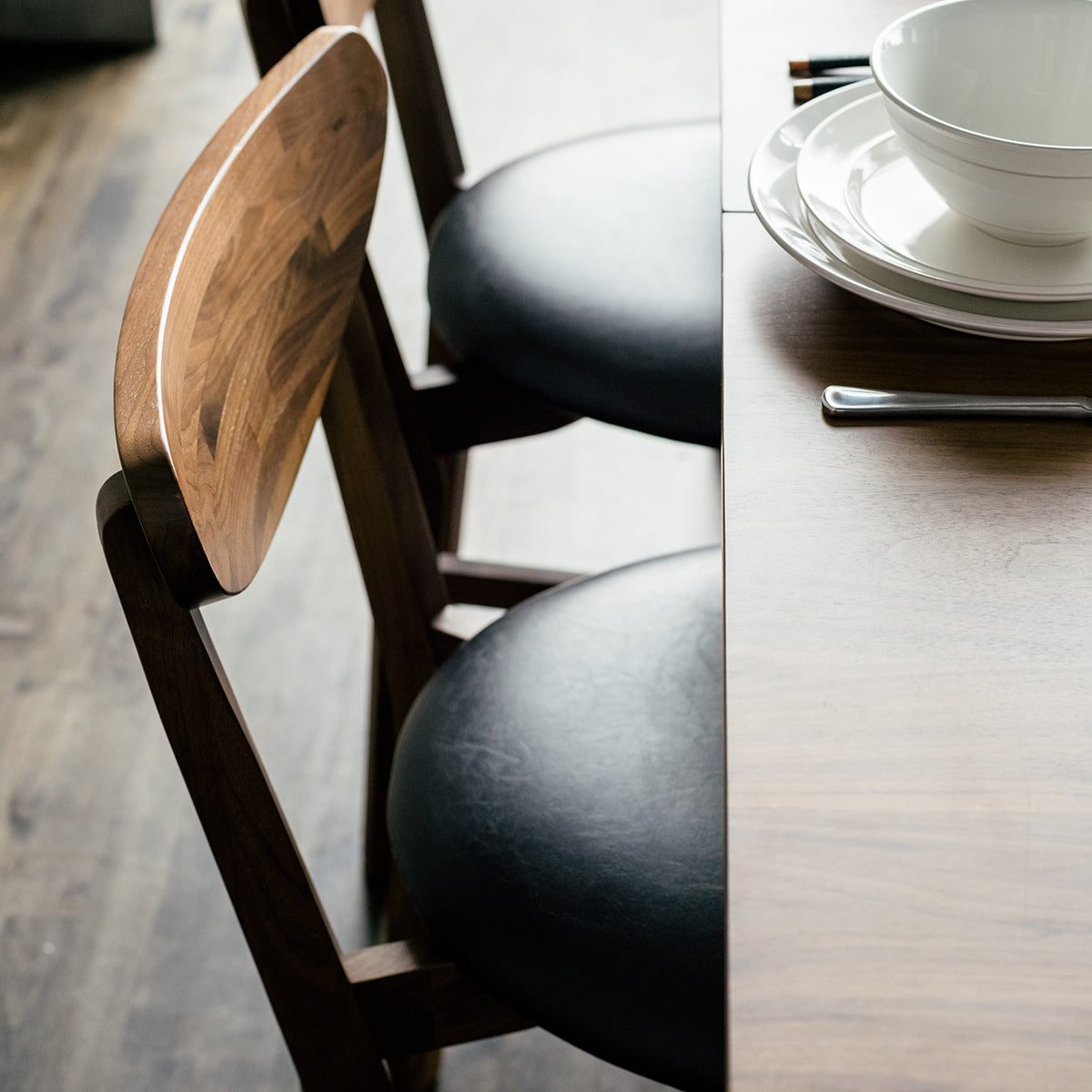 Mim Concept  best Modern furniture stores in Toronto, Ottawa and Mississauga to sell modern contemporary bedroom furniture and condo furniture. Minimal mid century modern dining table dinning chairs minimalist walnut wood modern organic luxury Scandinavian 