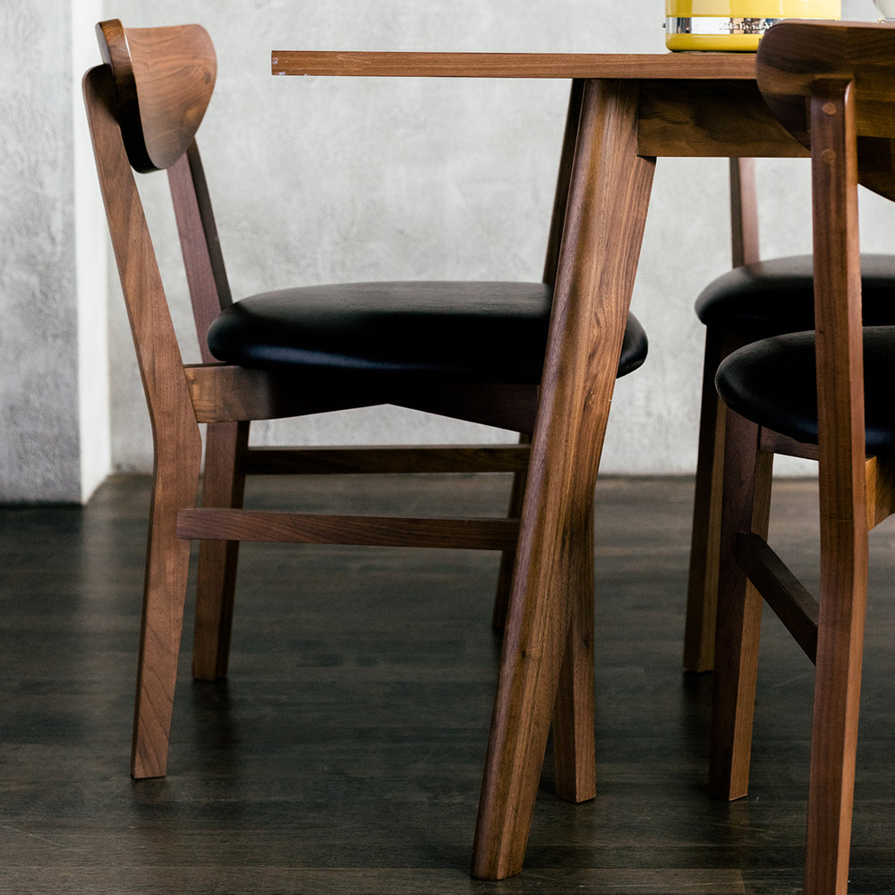 
                  
                    Mid Century Furniture Toronto
                  
                